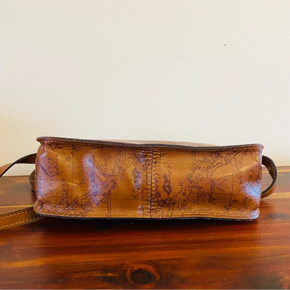 Patricia Nash Nazaire English Garden Heritage Leather  Crossbody - Picture 6 of 8